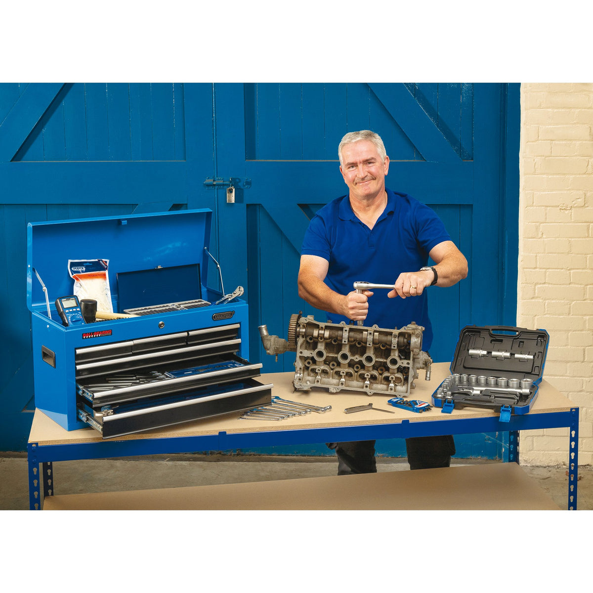 Draper Steel Workbench 1800 x 600 x 900mm Maximum working load 200kg 24913