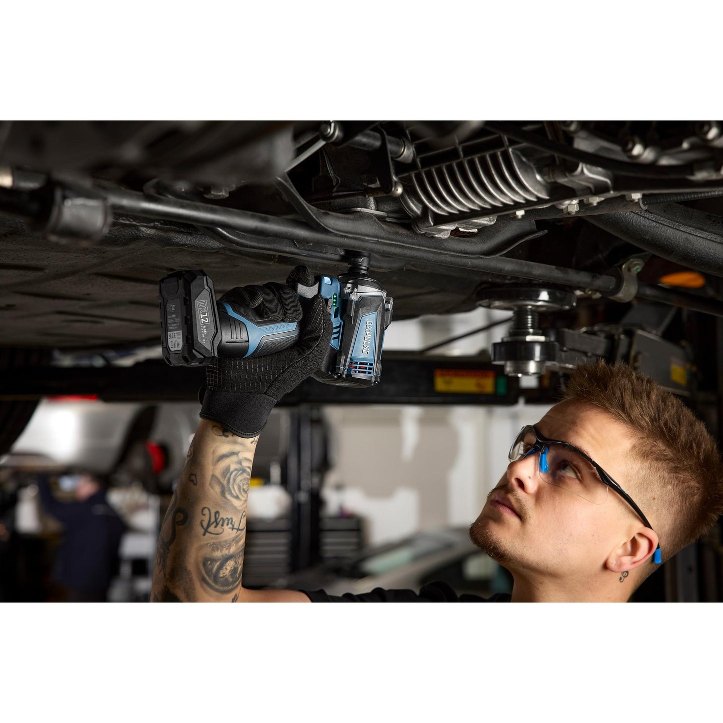 DXPULSE 12V Brushless Impact Wrench, 3/8" Sq. Dr., 250Nm (Sold Bare)