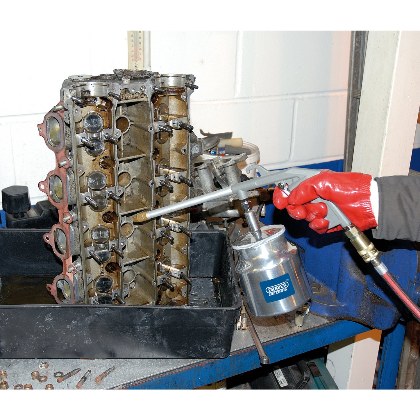 Draper Air Paraffin Washing Gun 750ml For Oil And Rust Proofing Liquids 43135