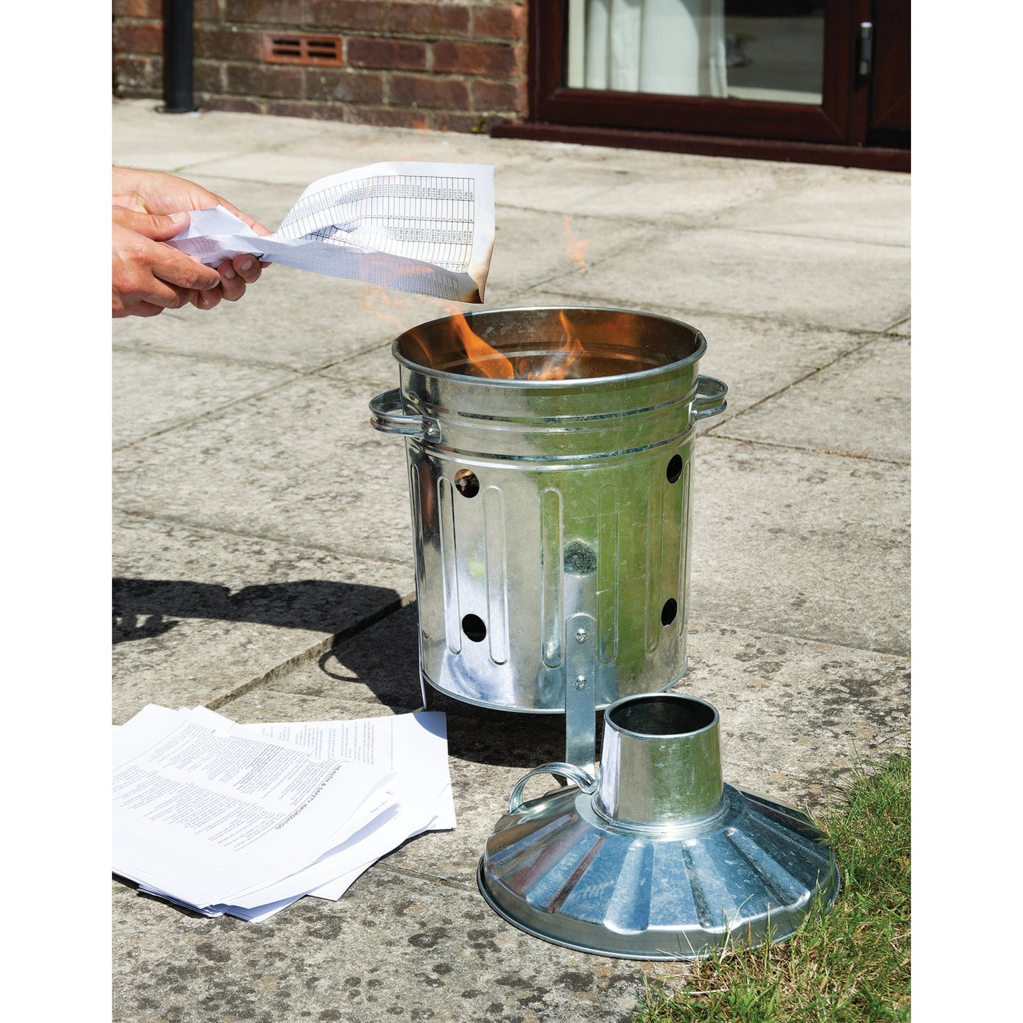 Draper Galvanised Mini Incinerator 15L Suitable For Everyday Use 53250