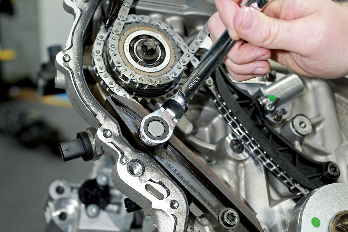 Laser Tools Low Profile Bit & Alldrive Go Thru Socket Set 31pc With Spanner 7799