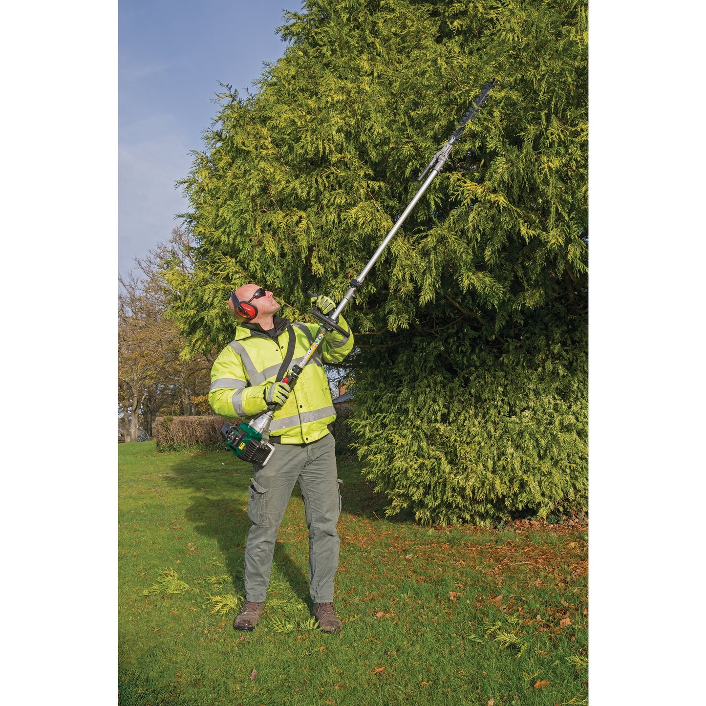 Draper 4 in 1 Petrol Garden Tool Kit 32.5cc Trimmer Pruner Extension Pole 84706