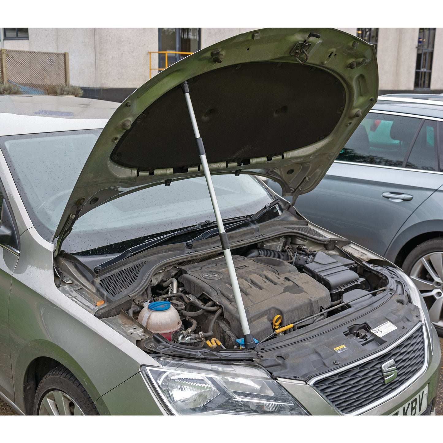 Draper Bonnet and Tailgate Support Prop 1.2m 540-1200mm 99699