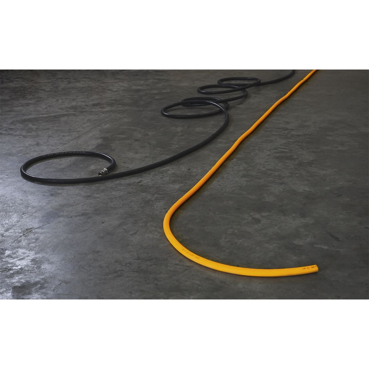 Sealey Air Hose 10m x �8mm Hybrid High-Visibility with 1/4"BSP Unions AHHC10