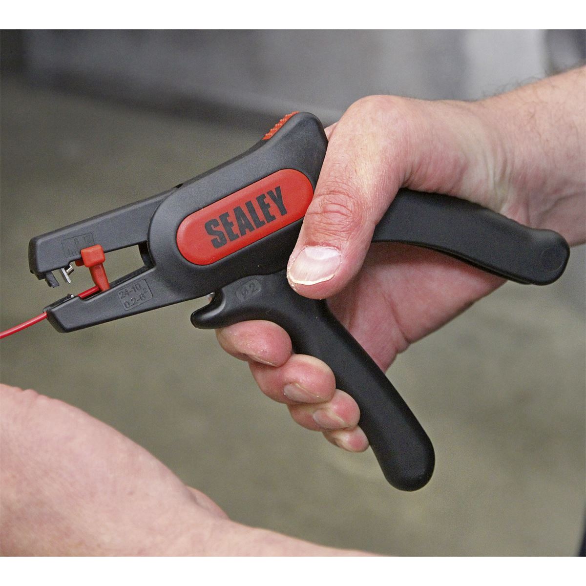 Sealey Automatic Wire Stripping Tool Pistol Grip Capacity 0.2 to 6mm AK2265