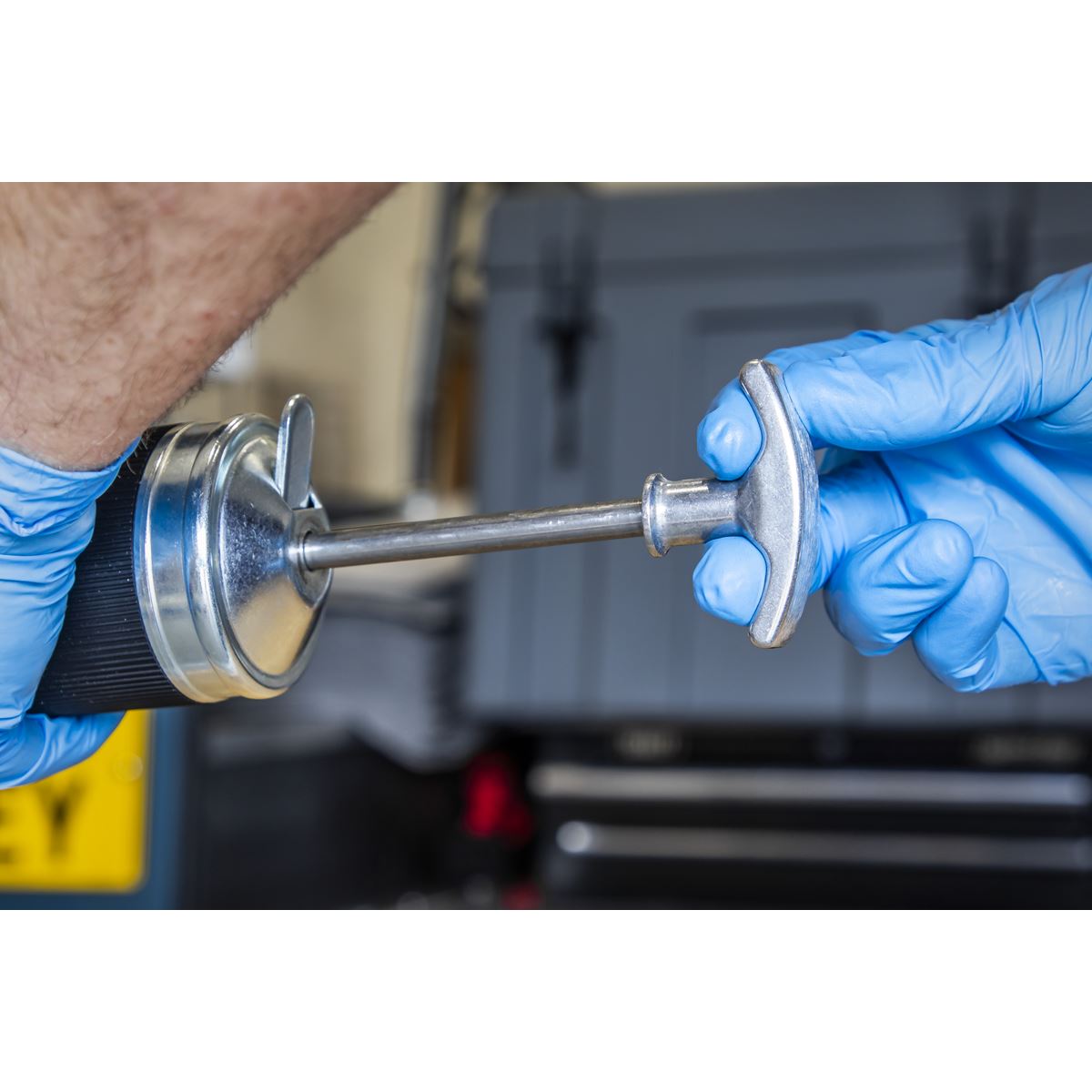 Sealey Grease Gun Heavy-Duty Twin Piston 3-Way Fill AK4402