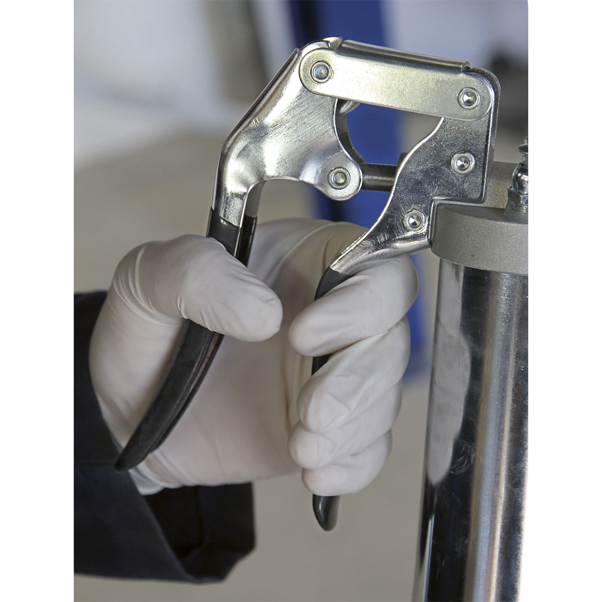 Sealey Pistol Type Grease Gun 3-Way Fill AK446