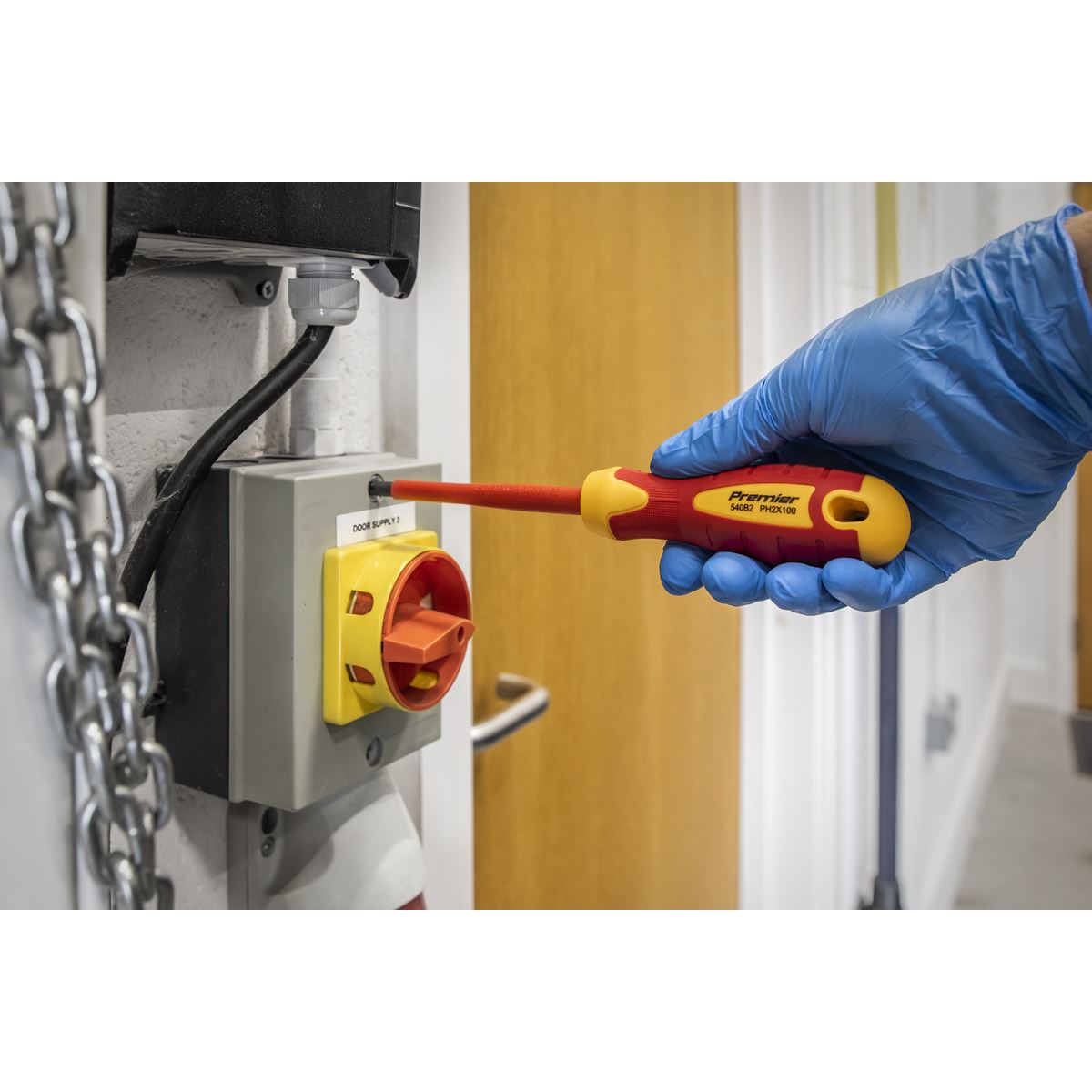 Sealey Screwdriver Set 6pc VDE Approved AK6130