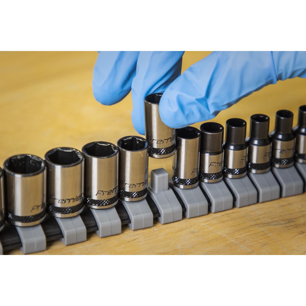 Metric Socket Set 13pc 1/4"Sq Drive Black Series Single Hex Sealey AK7990