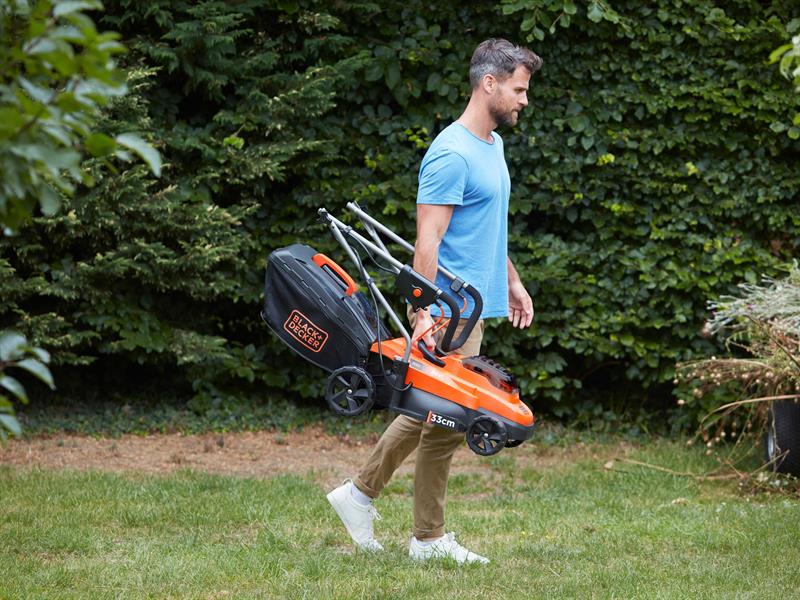 BLACK DECKER Compact Lawnmower 33cm 36V 1 x 2.0Ah Li-ion BCMW33362L1