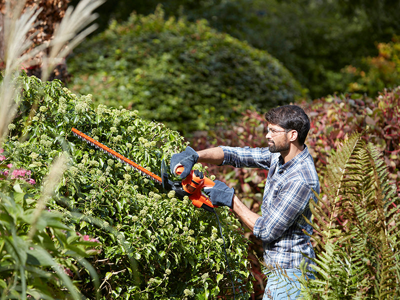 BLACK + DECKER BEHT201 Hedge Trimmer 45cm 420W 240V B/DBEHT201