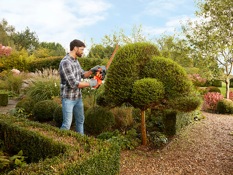 BLACK + DECKER BEHT201 Hedge Trimmer 45cm 420W 240V B/DBEHT201