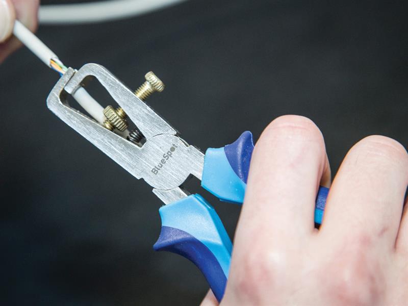 BlueSpot Tools Wire Stripping Pliers 150mm Soft Grip Vinyl Handles B/S08190