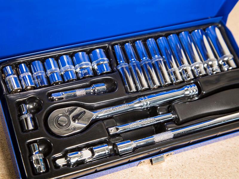 BlueSpot Tools 1/4in Metric Socket Set, 24 Piece B/S1531