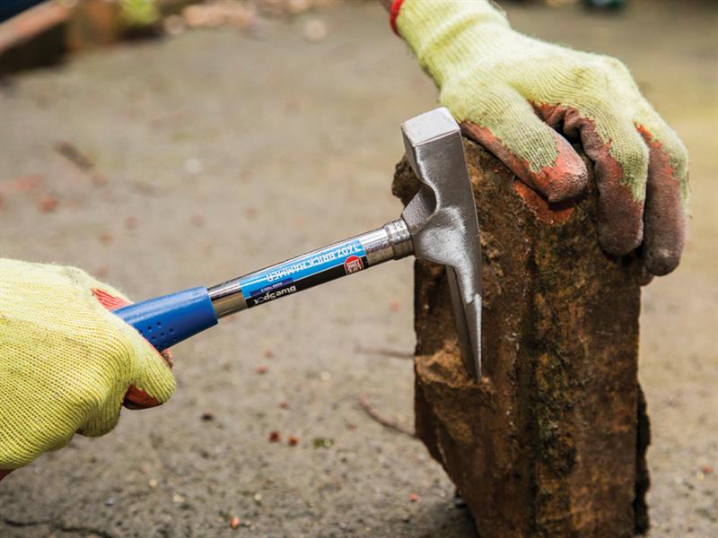 BlueSpot Tools Steel Shafted Brick Hammer 450g (16oz) B/S26565