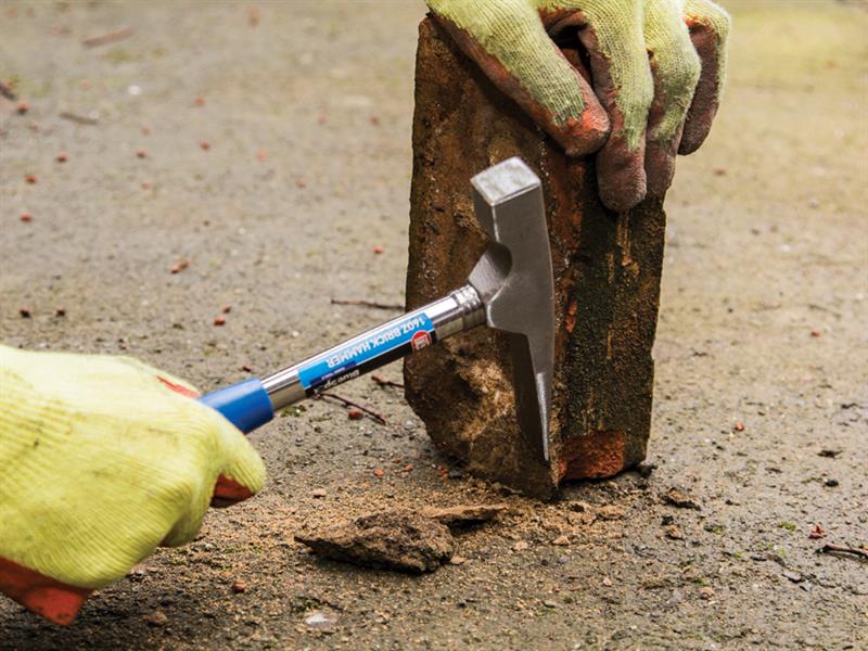 BlueSpot Tools Steel Shafted Brick Hammer 450g (16oz) B/S26565