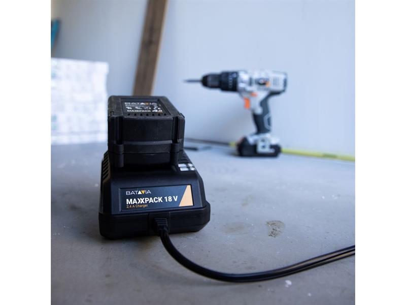 Batavia Charger 18V MAXXPACK Input 220 240V 50-60 Hz Output 18V BAT7064160