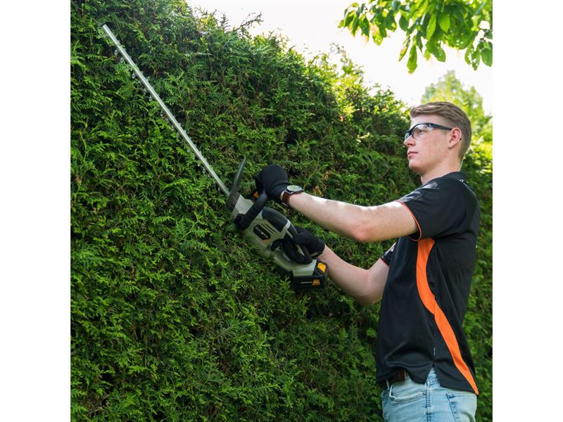 Batavia Hedge Trimmer 18V Bare Unit MAXXPACK BAT7064547