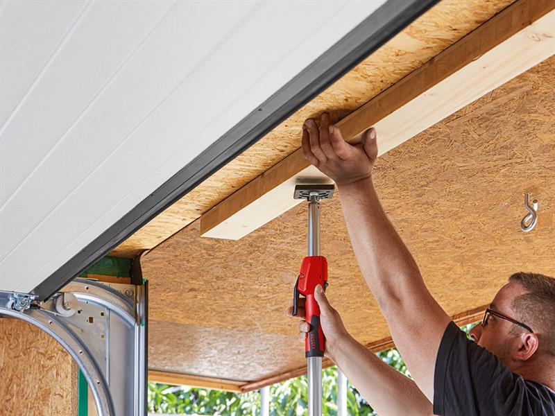 Bessey Telescopic Drywall Support 2070 to 3700mm Up To 350kg max BESSTE370