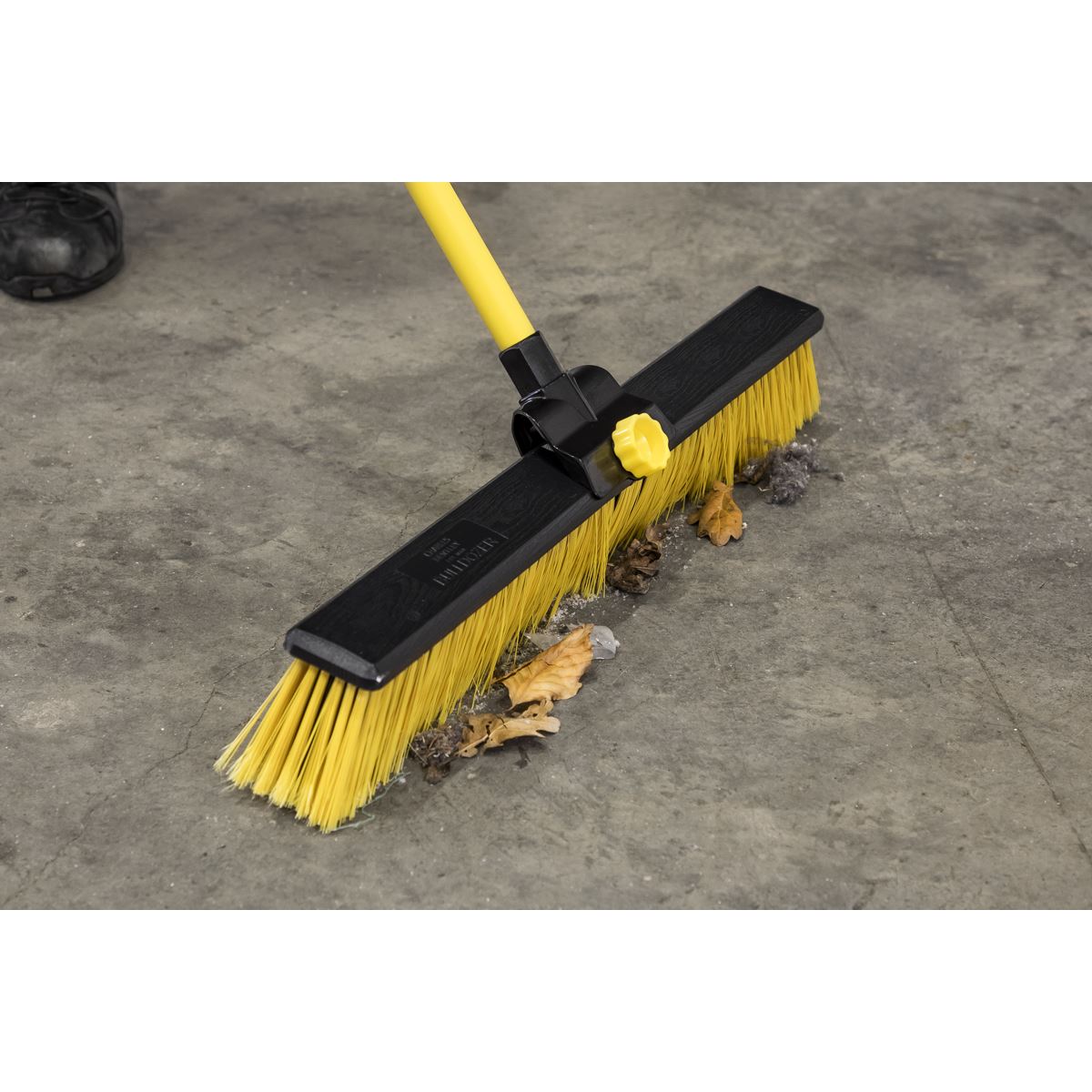 Sealey Bulldozer Yard Broom 24"(600mm) BM24HX