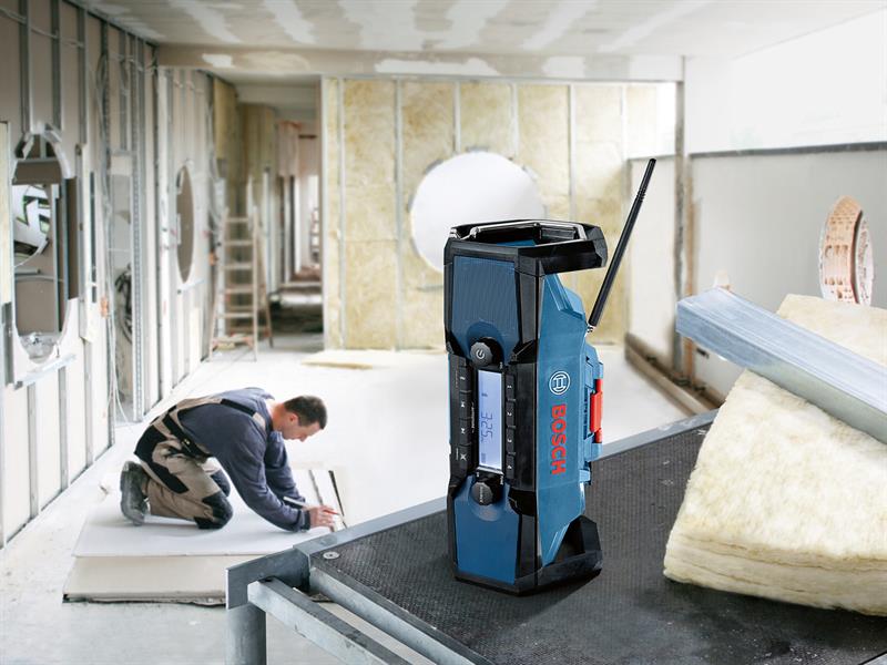 Bosch Professional Bluetooth Radio 240V & Li-ion Bare Unit BSH6014A3070