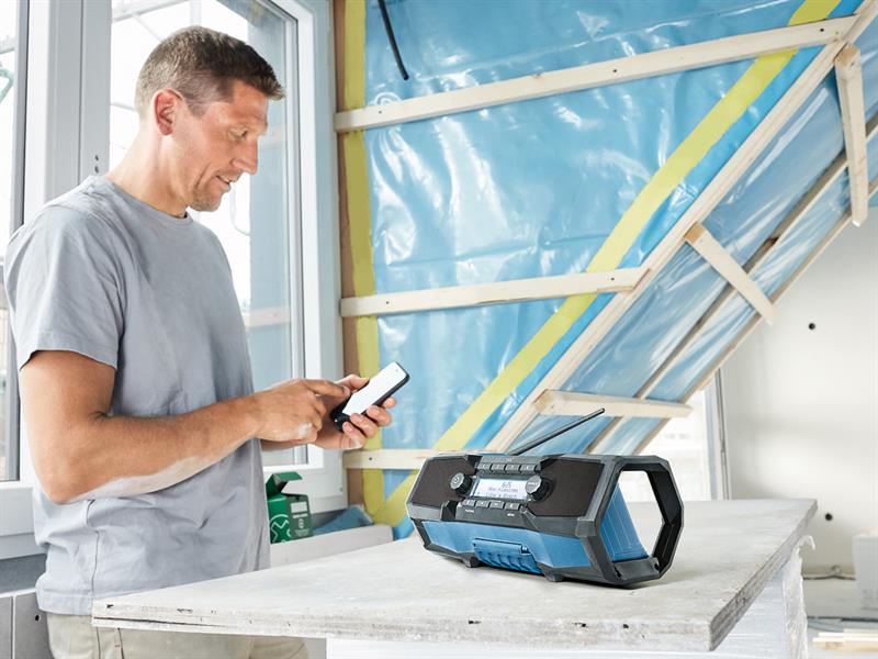 Bosch Professional Bluetooth DAB+ Radio 240V & Li-ion Bare Unit BSH6014A3170