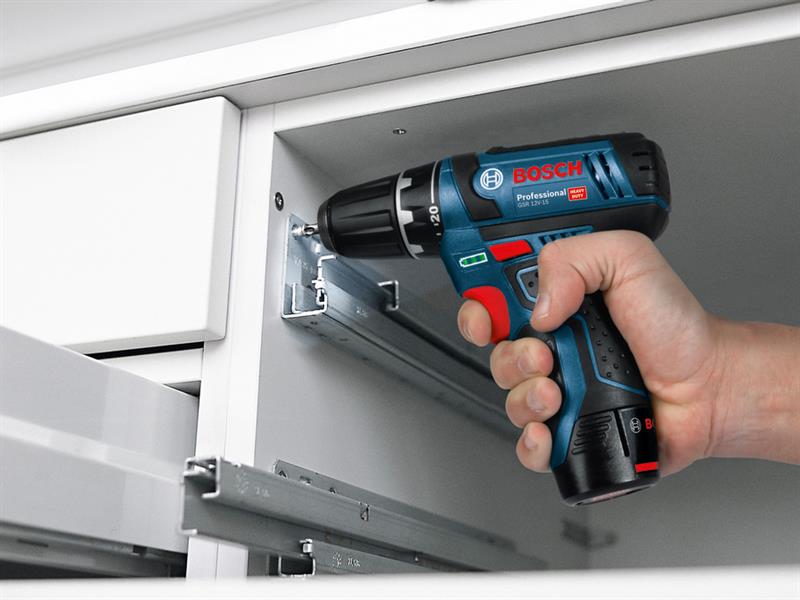 Bosch Professional Drill Driver 12V 2 x 2.0Ah Li-ion 10mm Chuck BSH60186817A