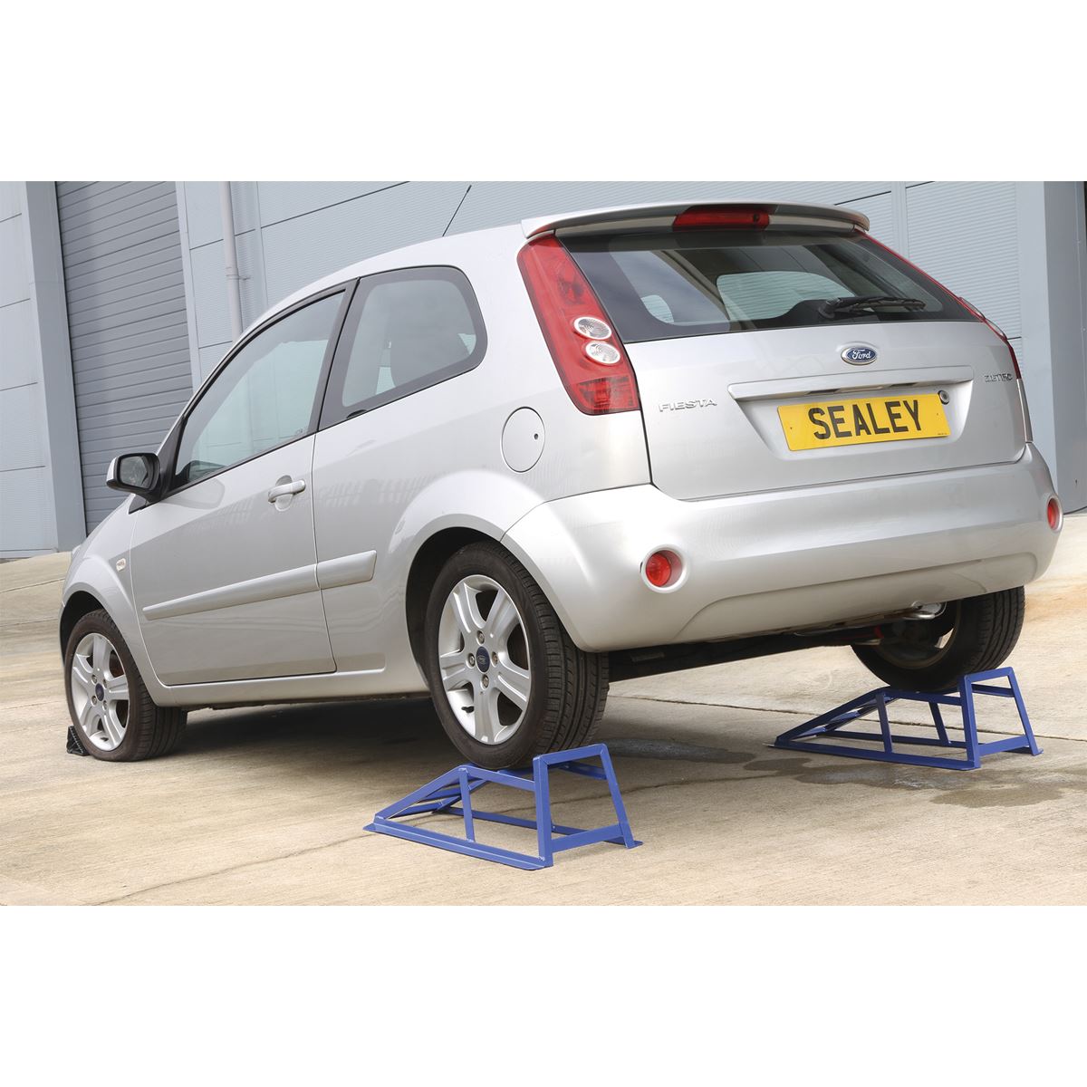 Sealey Car Ramps 1 Tonne Capacity per Ramp 2 Tonne Capacity per Pair CAR2000