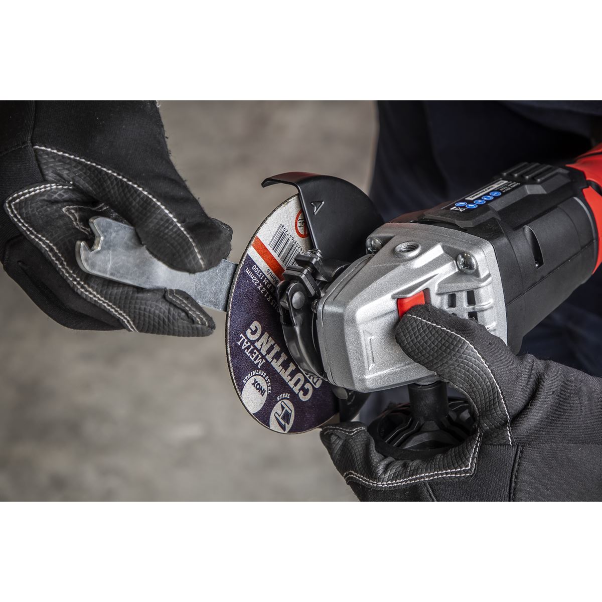 Sealey Cordless Angle Grinder �115mm 20V SV20 Series - Body Only CP20VAGB