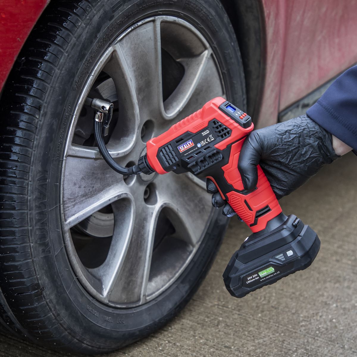 Sealey Cordless Tyre Inflator 20V SV20 Series - Body Only CP20VAP