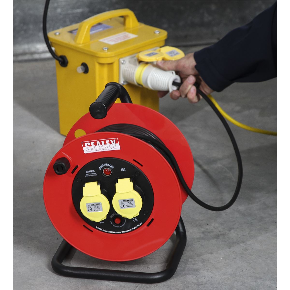 Sealey Cable Reel 25m 2 x 110V 1.5mm� Heavy-Duty Thermal Trip CR12515