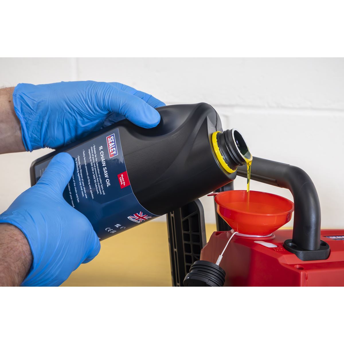 Sealey Chainsaw Oil 1L CSO1L
