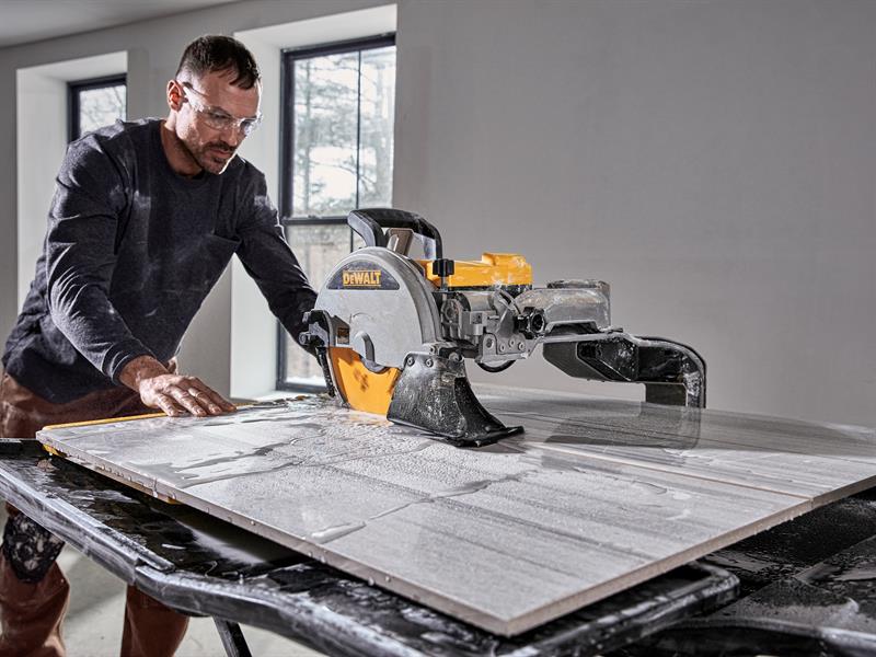 DEWALT D36000 Wet Tile Saw 1600W 240V DEWD36000