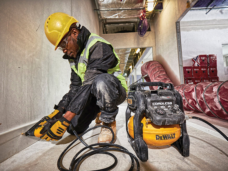 DEWALT DCC1054T2 XR FlexVolt Compressor 54V 2 x 2.0Ah Li-ion DEWDCC1054T2