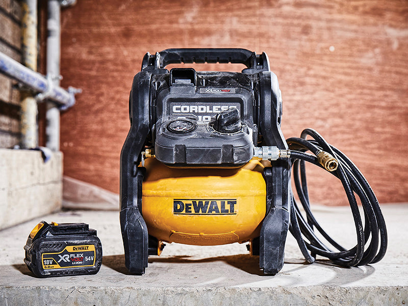 DEWALT DCC1054T2 XR FlexVolt Compressor 54V 2 x 2.0Ah Li-ion DEWDCC1054T2