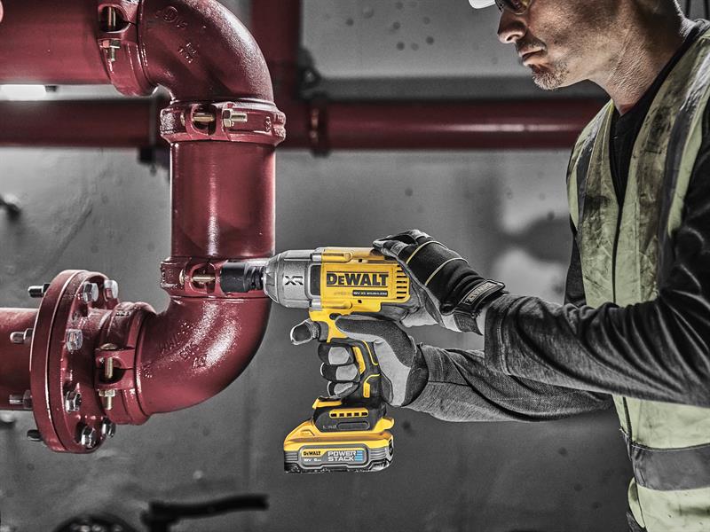 DEWALT DCF900H2T POWERSTACK™ Impact Wrench 18V 2 x 5.0Ah Li-ion DEWDCF900H2T
