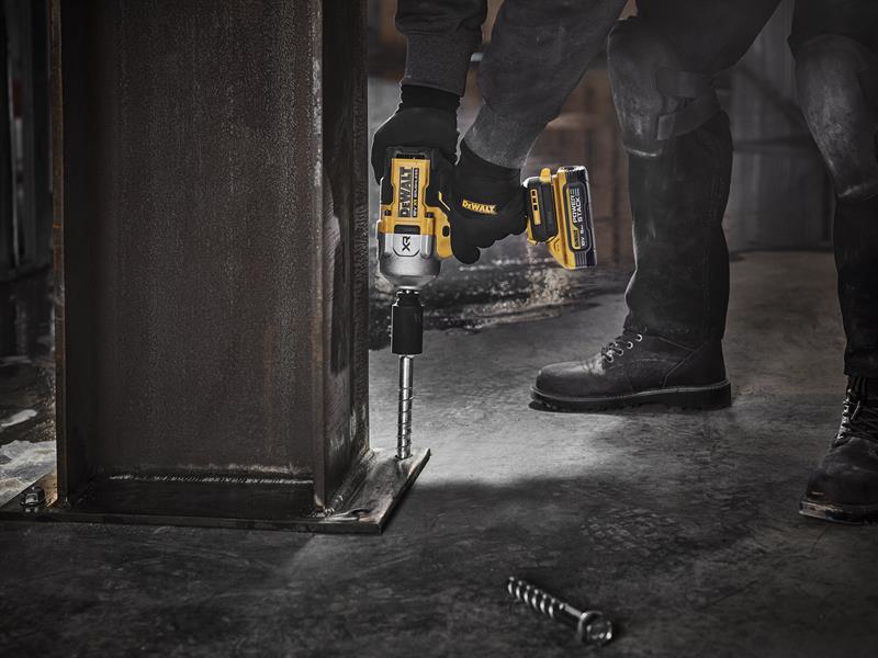 DEWALT 1/2in Impact Wrench 18V 2 x POWERSTACK 5.0Ah Li-ion Batteries DCF961H2T