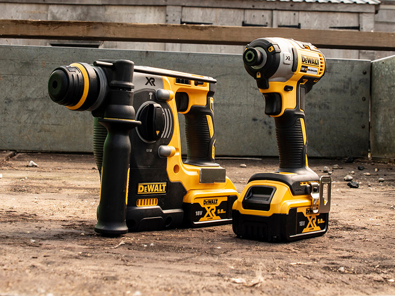 DEWALT DCK2532P2 XR Brushless Twin Pack 18V 2 x 5.0Ah Li-ion DEWDCK2532P2