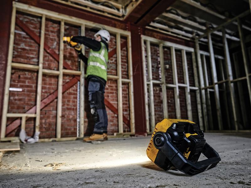 DEWALT DCL077 Compact Task Light 12/18V Bare Unit DEWDCL077