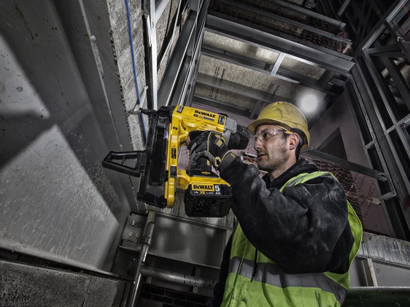 DEWALT XR Brushless Concrete Nailer 18V 2 x 5.0Ah Li-ion DEWDCN890P2