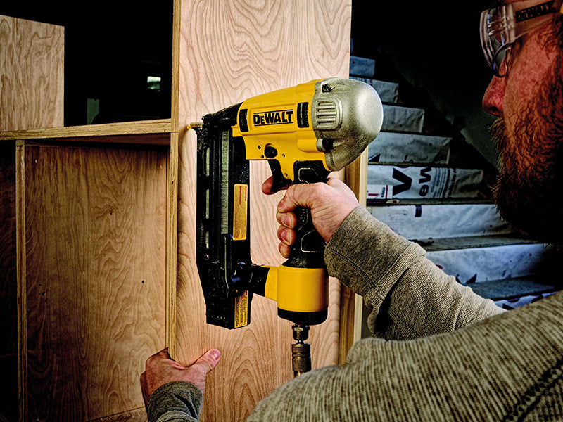 DEWALT DPN1664PP Pneumatic 16 Gauge Finish Nailer DEWDPN1664PP