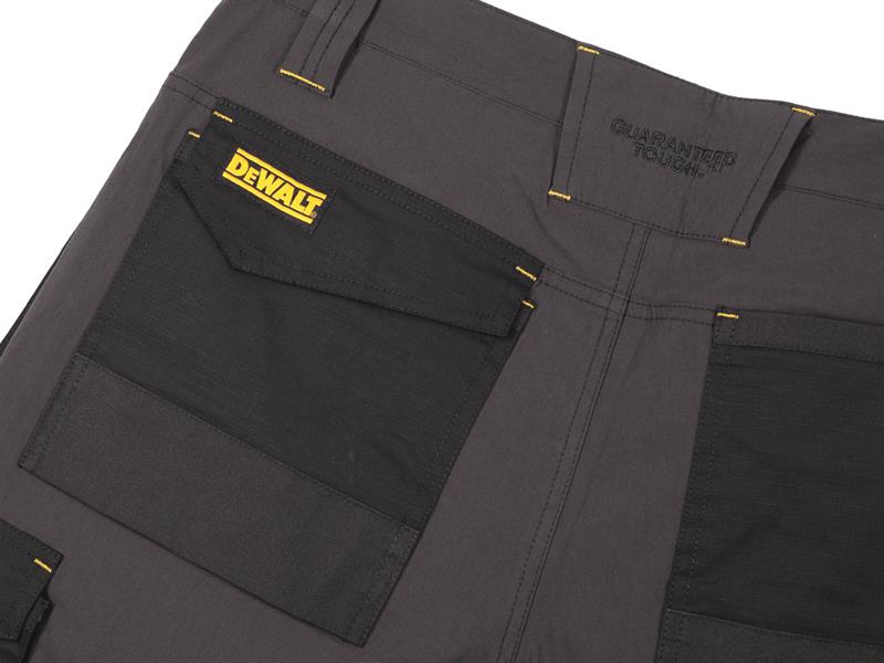 DEWALT Hamden Holster Pocket Shorts Waist 36in DEWHAMDEN36
