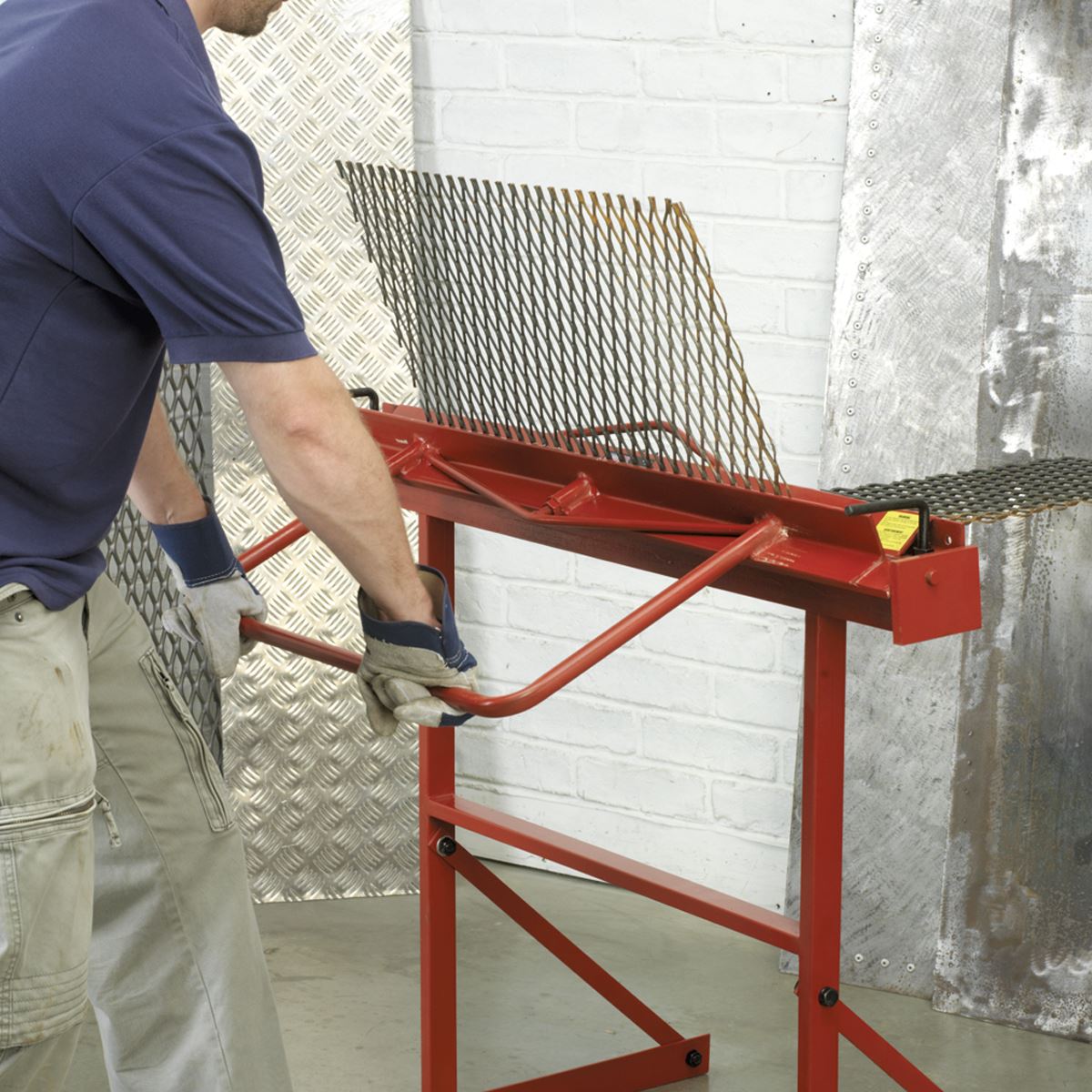 Sealey Sheet Metal Folder Floor Standing 910mm up to 22 Gauge Sheet DF910