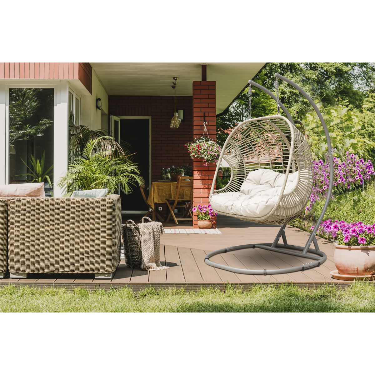 Dellonda Egg Hanging Swing Chair Wicker Rattan Basket Steel Frame Double DG61