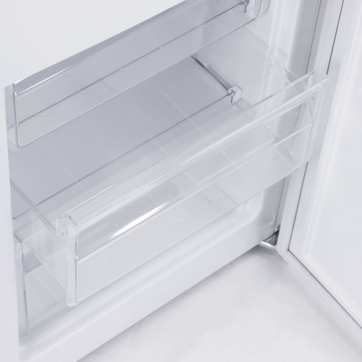Sealey Baridi 60/40 Smart Frost Fridge Freezer 227L Capacity � White DH326