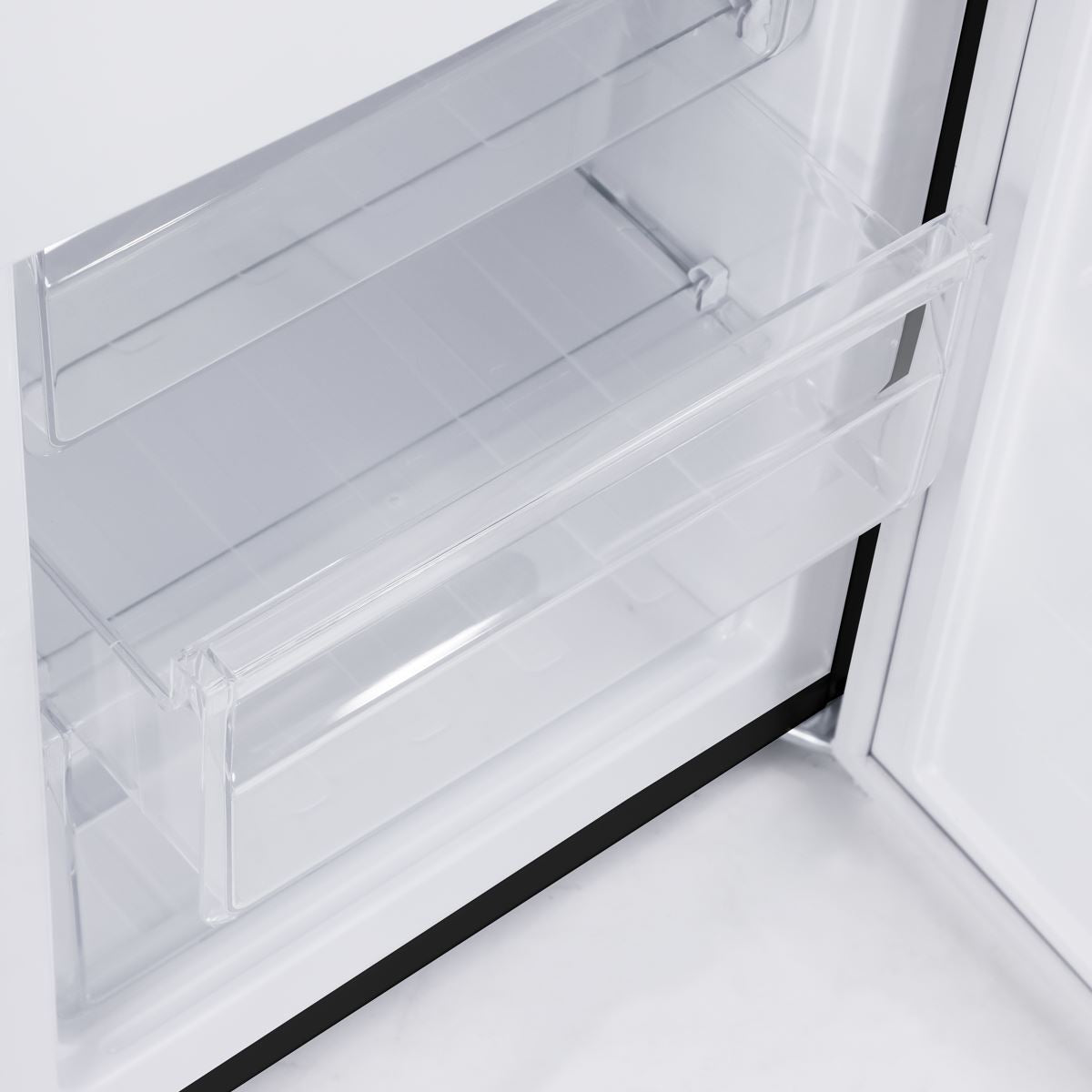 Sealey Baridi 50/50 Smart Frost Fridge Freezer 254L Capacity � Black DH329