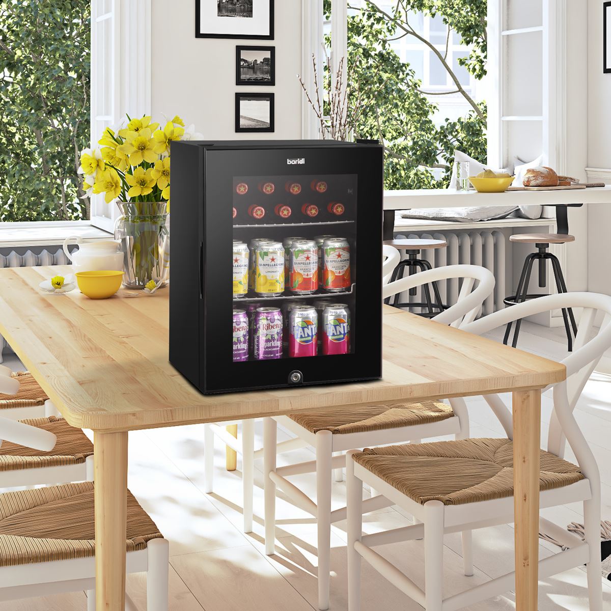Baridi 40L Drinks Mini Fridge with LED Light Black and Glass Door DH98