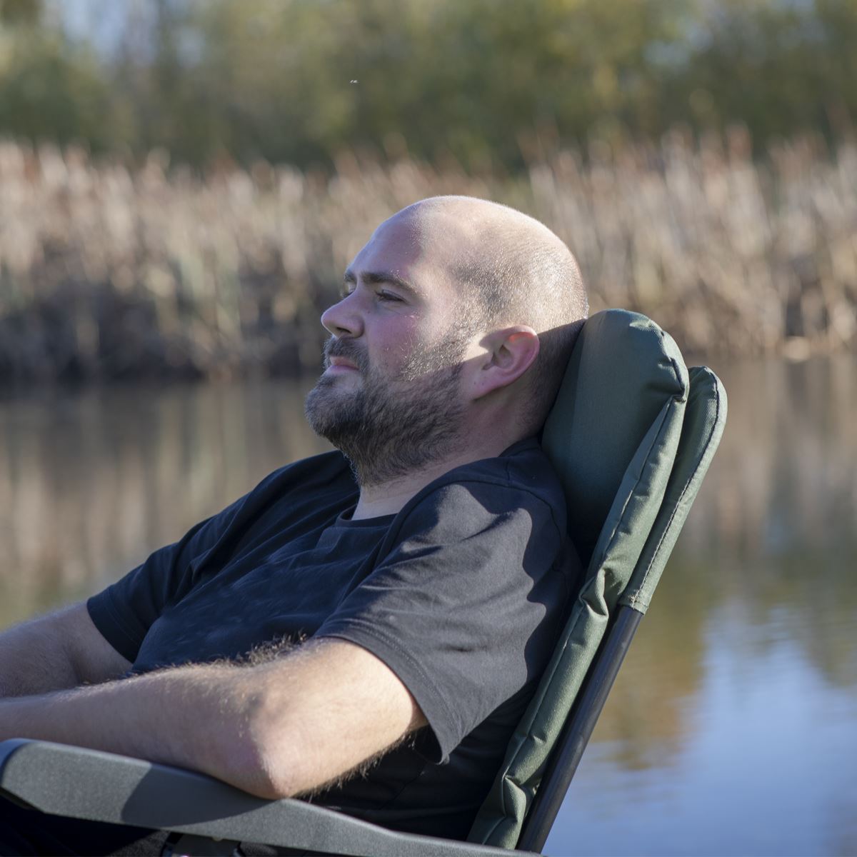 Dellonda Portable Fishing Camping Chair Reclining Adjustable Height DL74