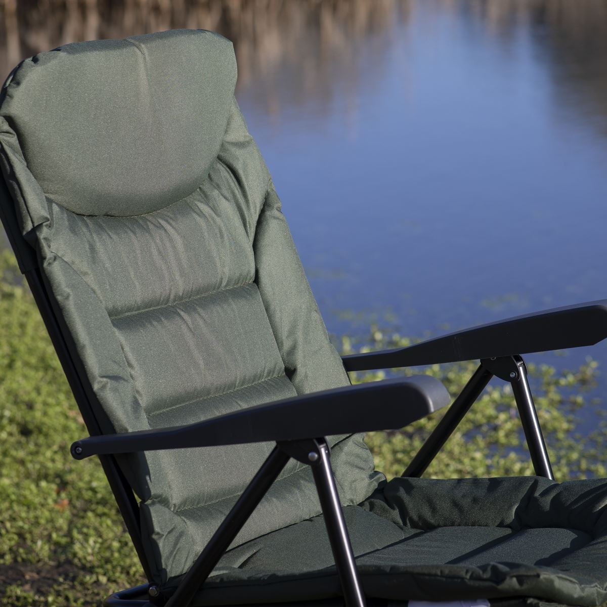 Dellonda Portable Fishing Camping Chair Reclining Adjustable Height DL74