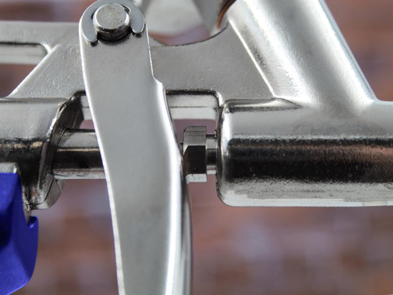 Faithfull Foam Spurt Gun For Filling Sealing Cavities & Joints FAIFGS